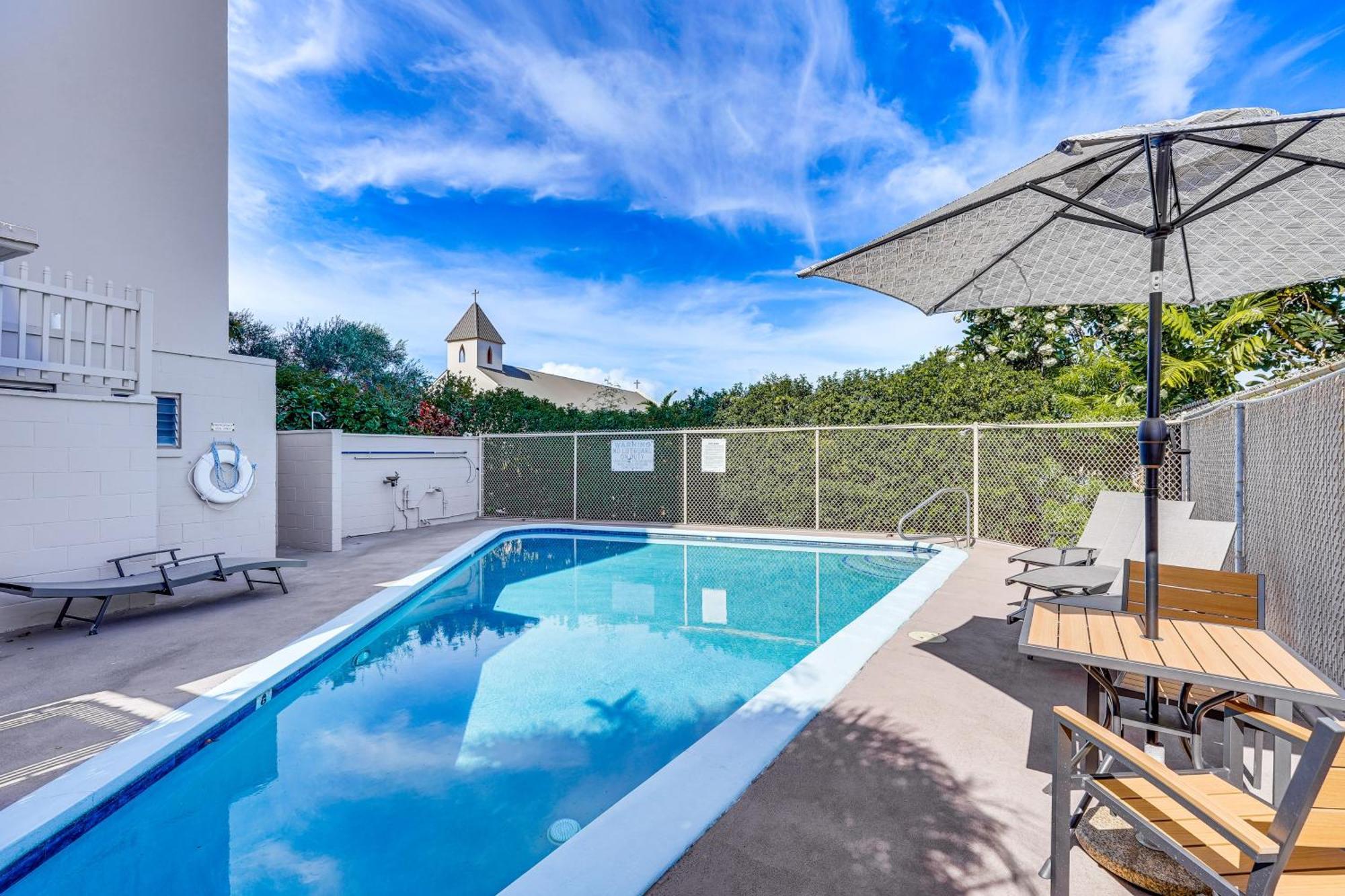 Kailua-Kona Condo With Balcony Walk To The Beach! Exteriör bild
